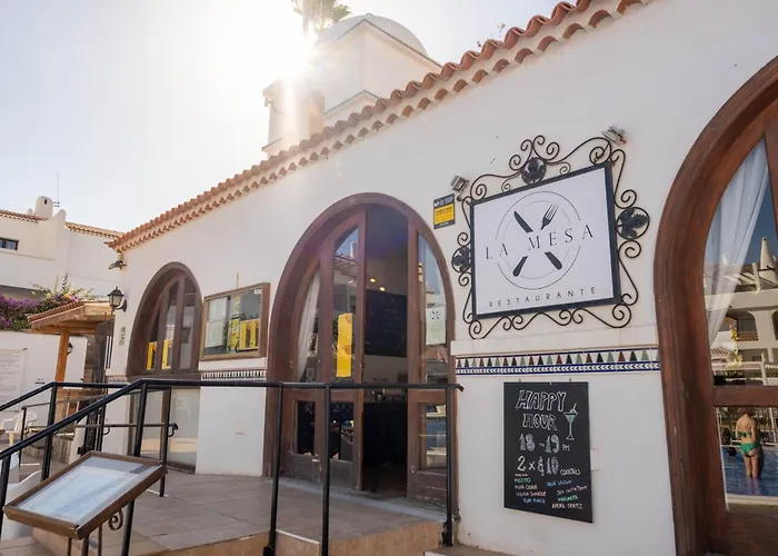 Amarilla Golf Apartment